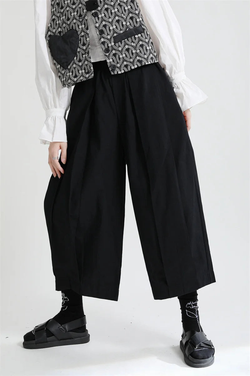 Black Pleated Wide-Leg Trousers