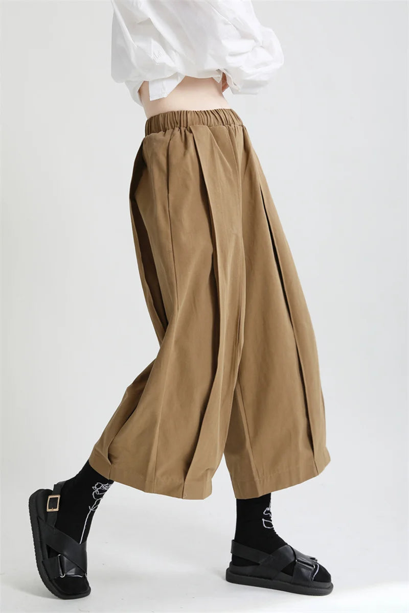 Black Pleated Wide-Leg Trousers